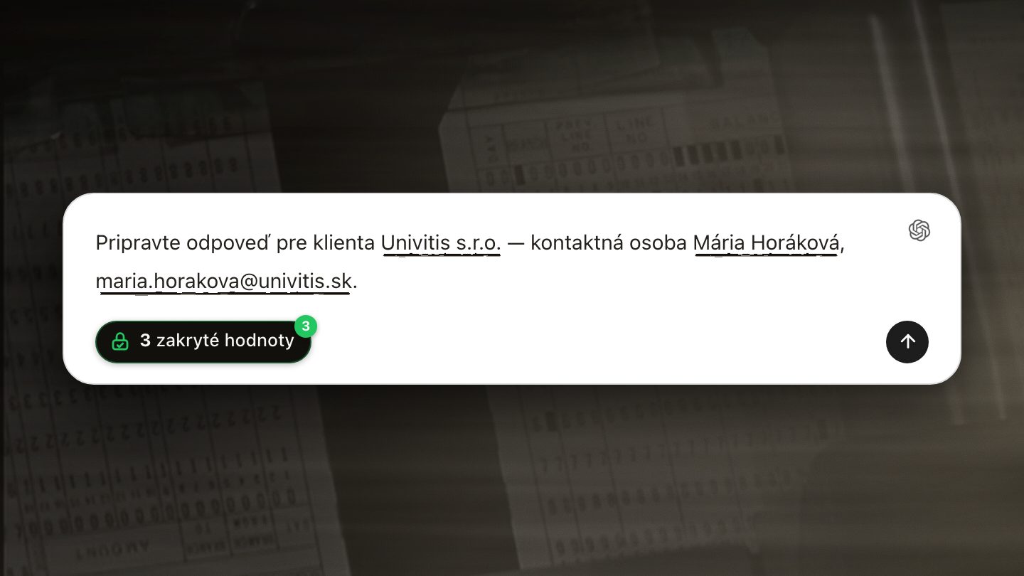 Pole správy v ChatGPT s tromi zakrytými hodnotami